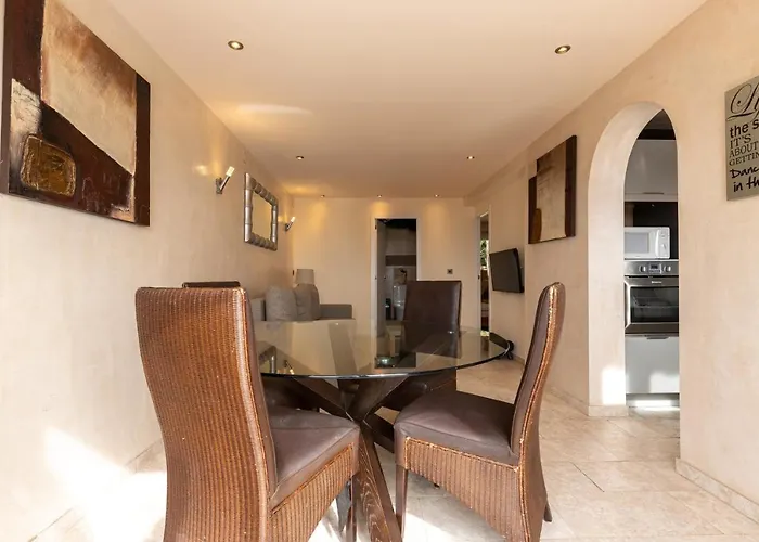 Seabreeze Carihuela Lejlighed