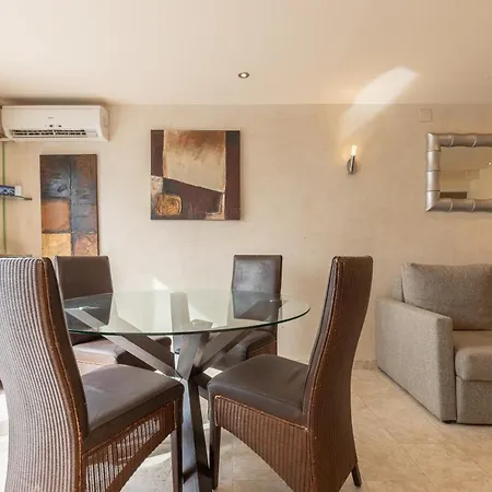 Seabreeze Carihuela Sea View Apartment With Terrace Near The Beach דירה טורמולינוס
